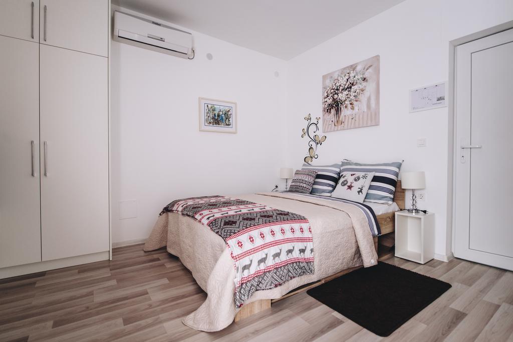 Apartments Borna Zagreb Exterior photo